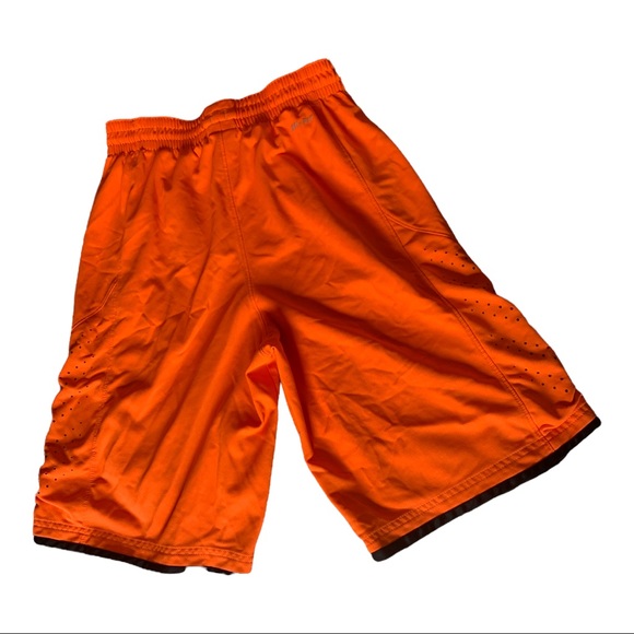 Nike Dri-Fit athletic shorts - Picture 2 of 3
